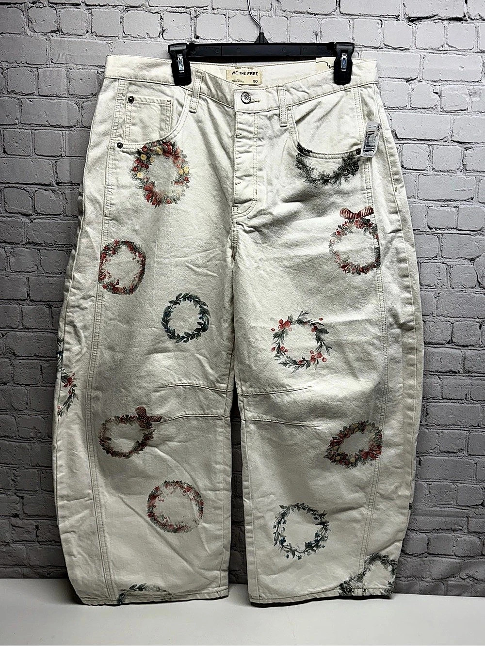 We The Free barrel Jeans Floral Cream Waist 30 nwt